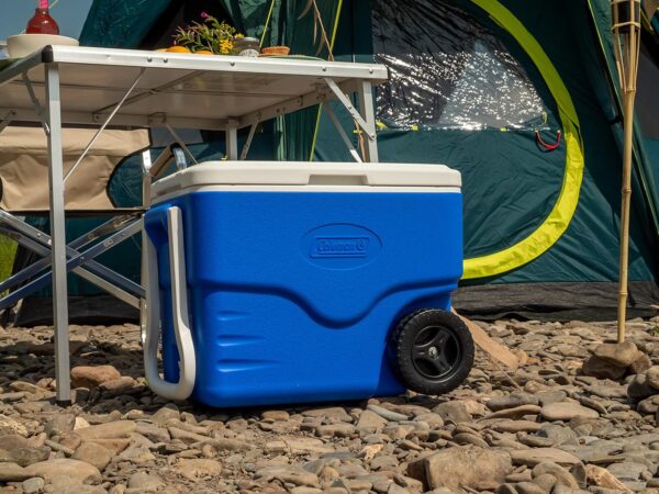 Nevera Coleman Performance 40QT con Ruedas - Imagen 4