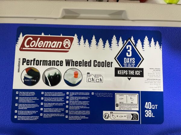 Nevera Coleman Performance 40QT con Ruedas - Imagen 11